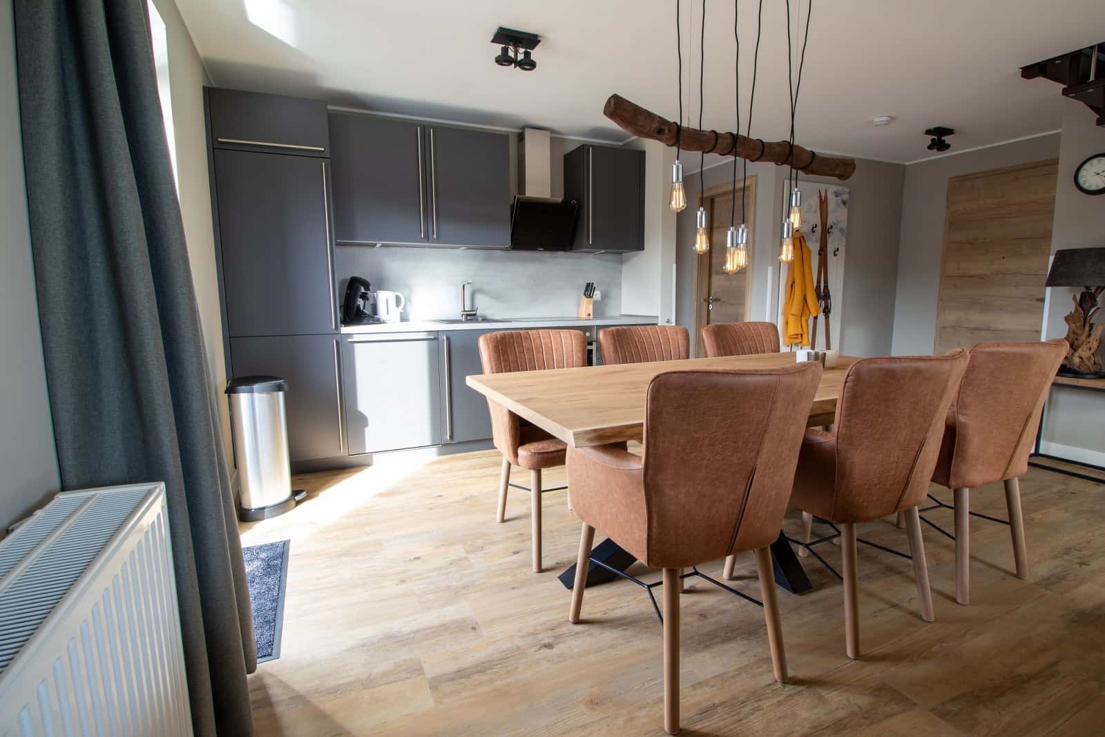 Stylish 5p penthouse with a view