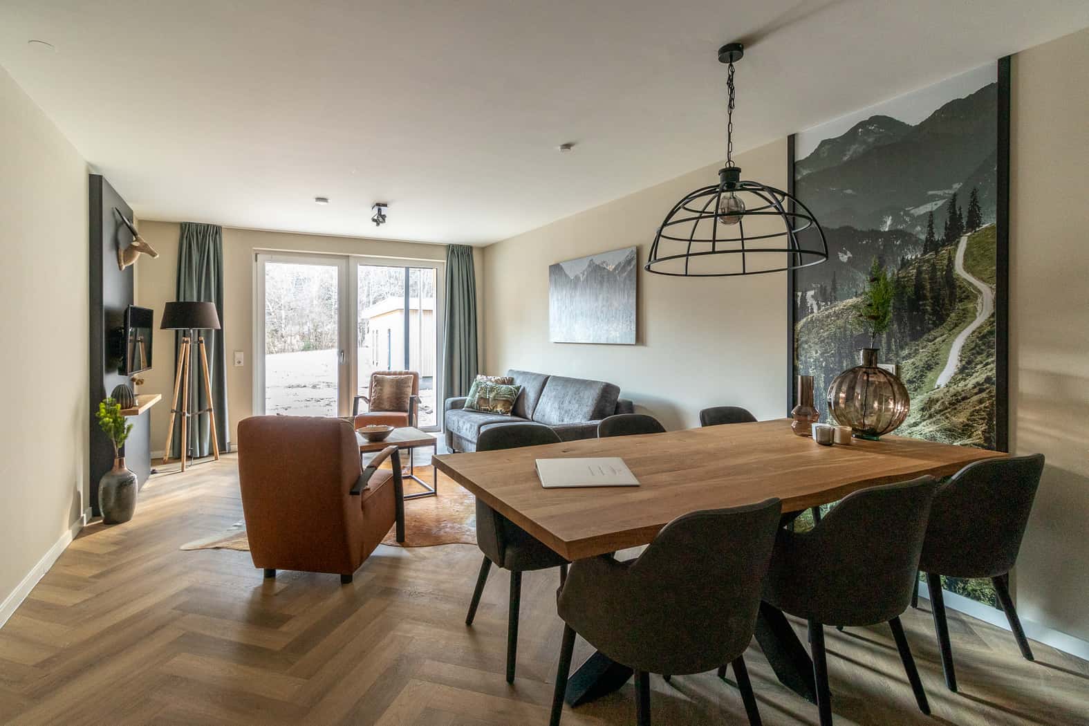Stylish 4p apartment near ski resort