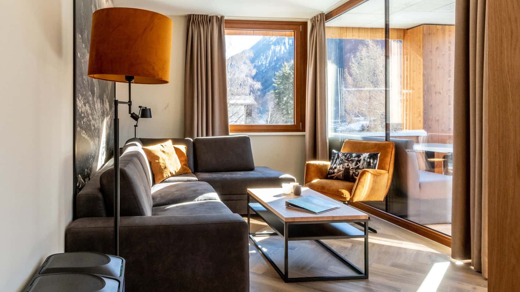 Luxury 10p flat near the ski area