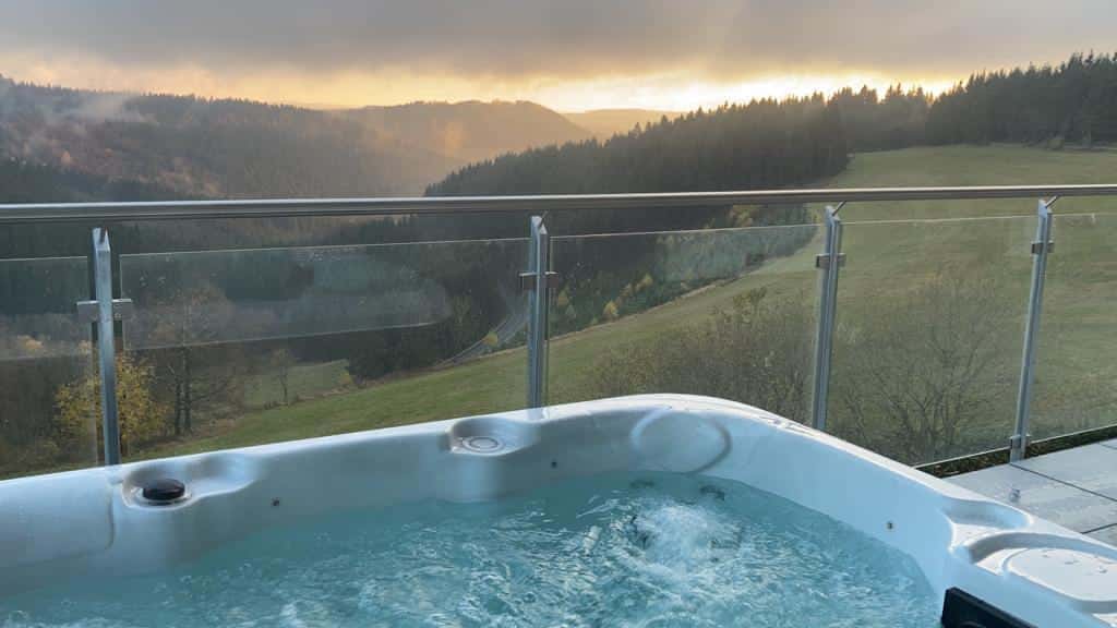 2-bedroom apartment with jacuzzi